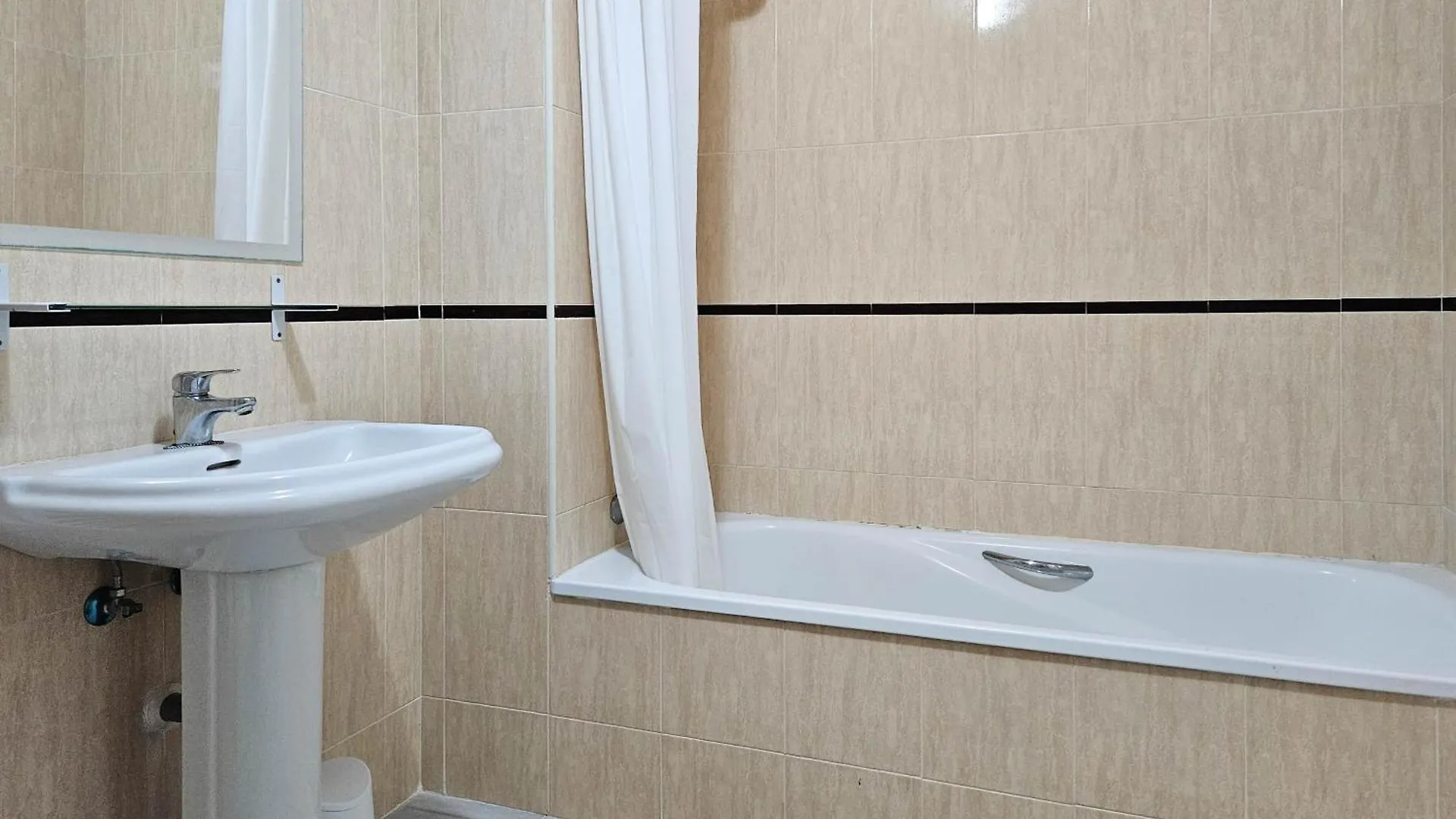 Beautiful Sea Views Duplex Penthouse In Manilva Apartment