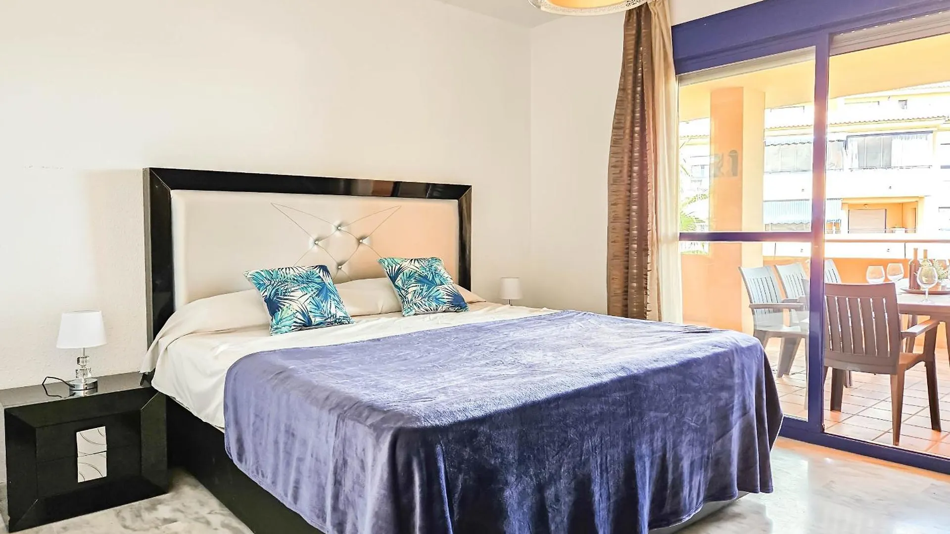 Beautiful Sea Views Duplex Penthouse In Manilva Apartment