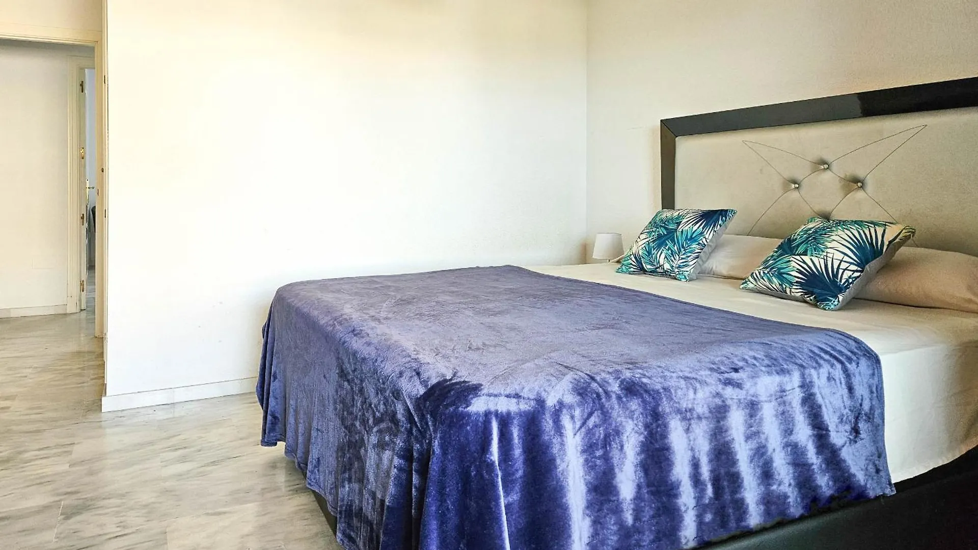 Beautiful Sea Views Duplex Penthouse In Manilva Apartment