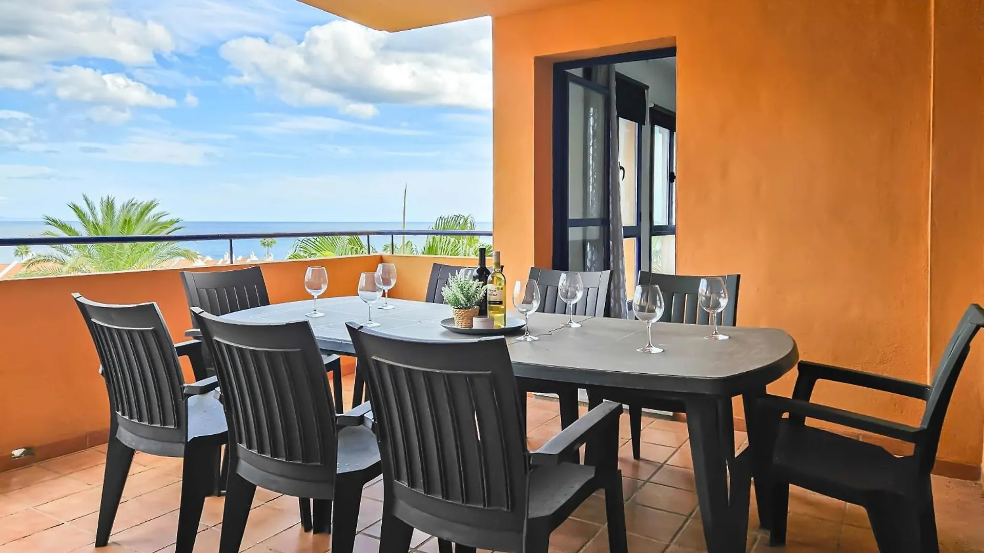Beautiful Sea Views Duplex Penthouse In Manilva Apartment