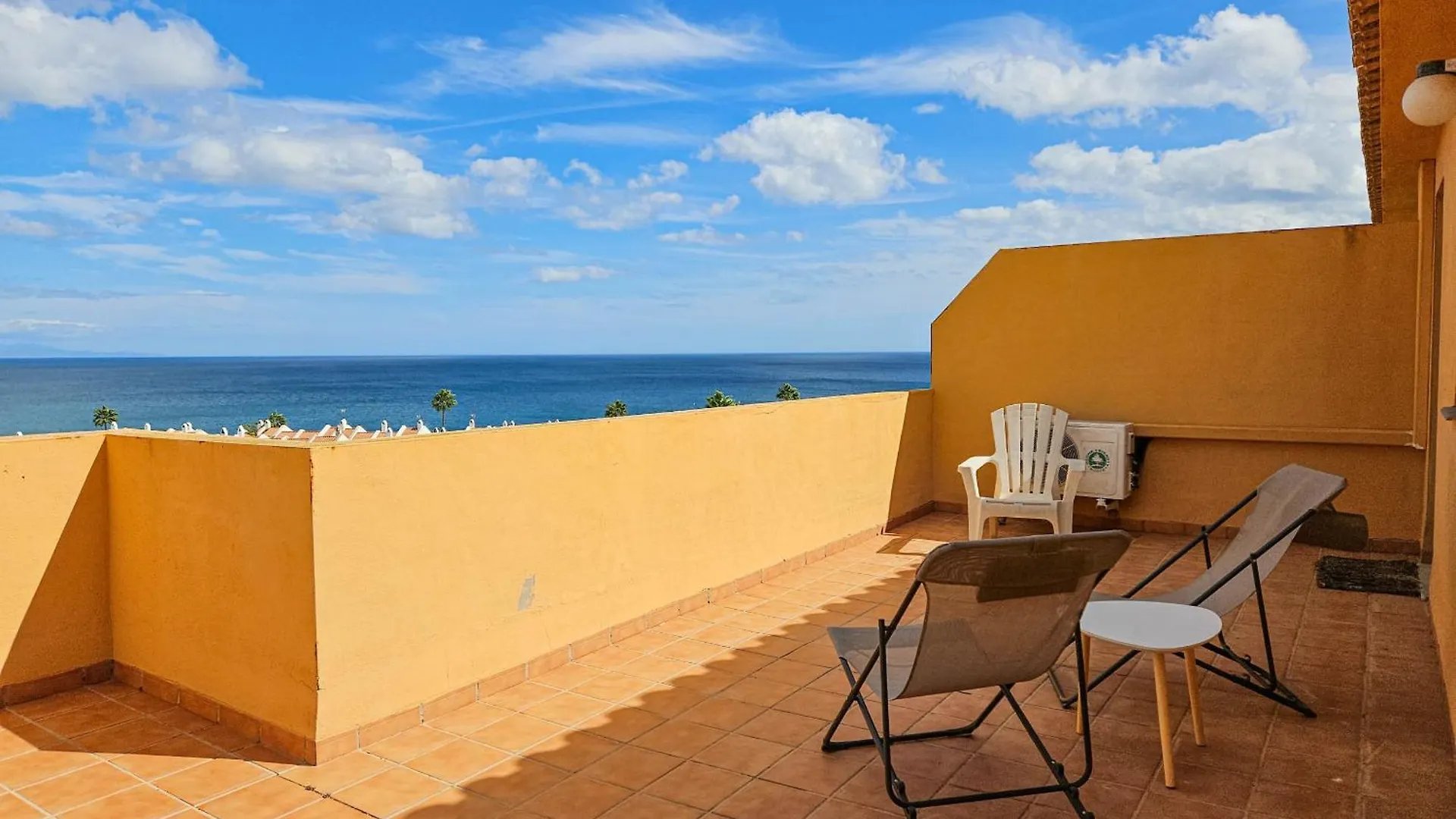 Beautiful Sea Views Duplex Penthouse In Manilva Apartment
